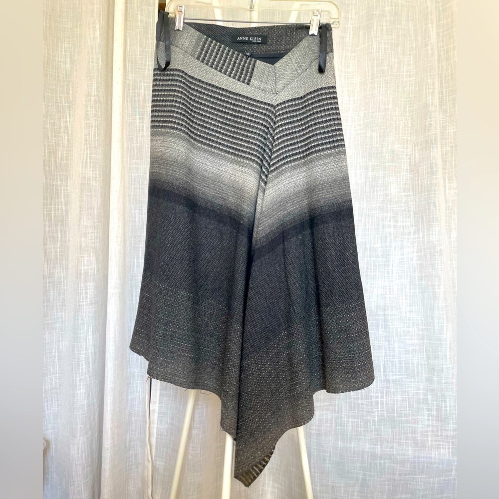 Anne Klein Asymmetrical Wool A-Line Skirt size 6